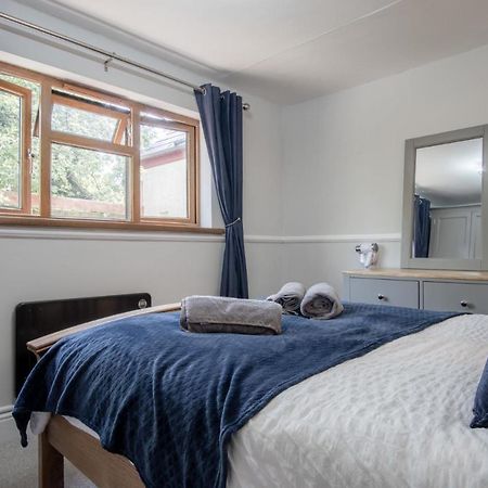 Honeysuckle Cottage - 1 Bedroom Cottage - Amroth Εξωτερικό φωτογραφία