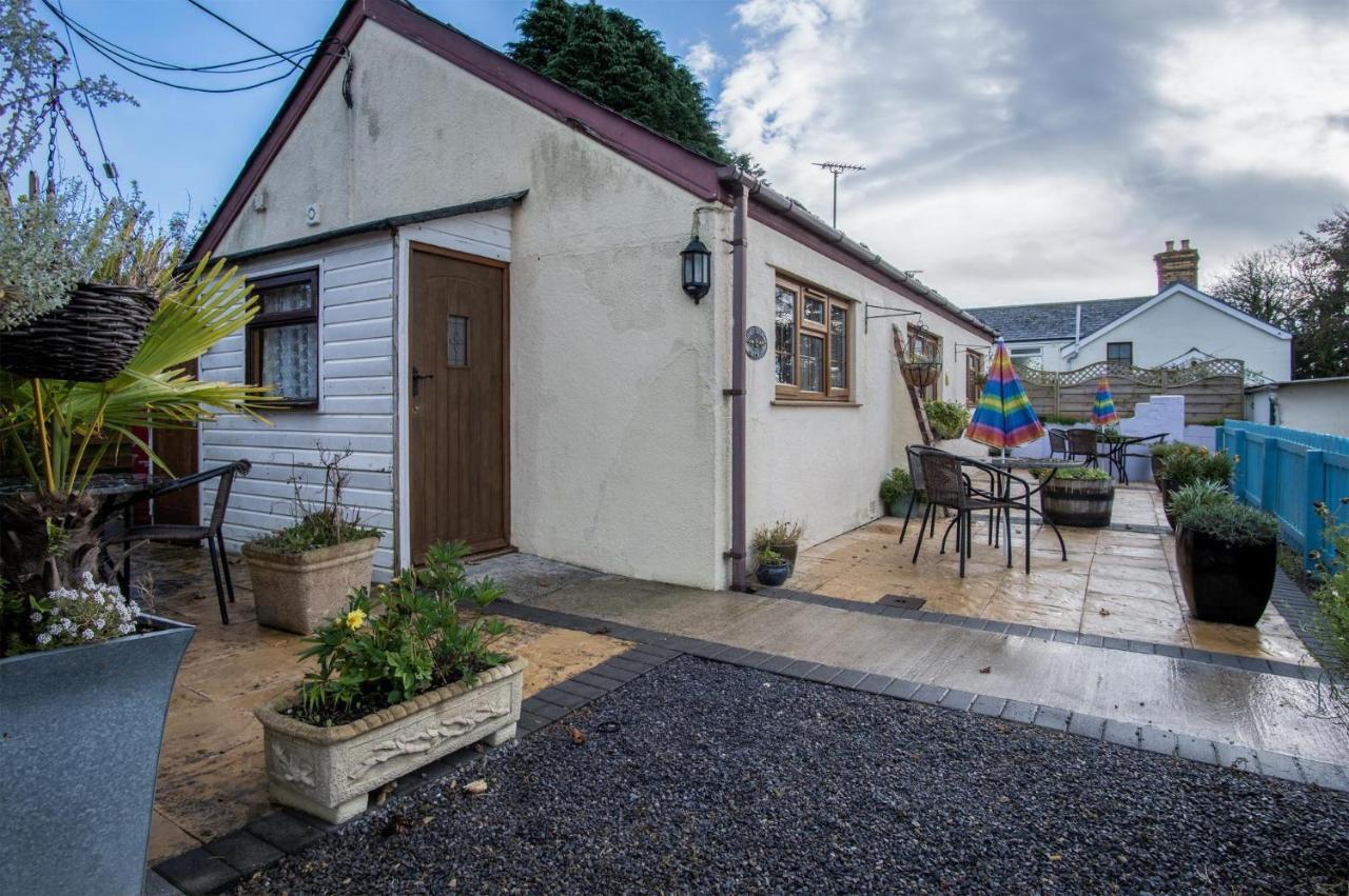 Honeysuckle Cottage - 1 Bedroom Cottage - Amroth Εξωτερικό φωτογραφία