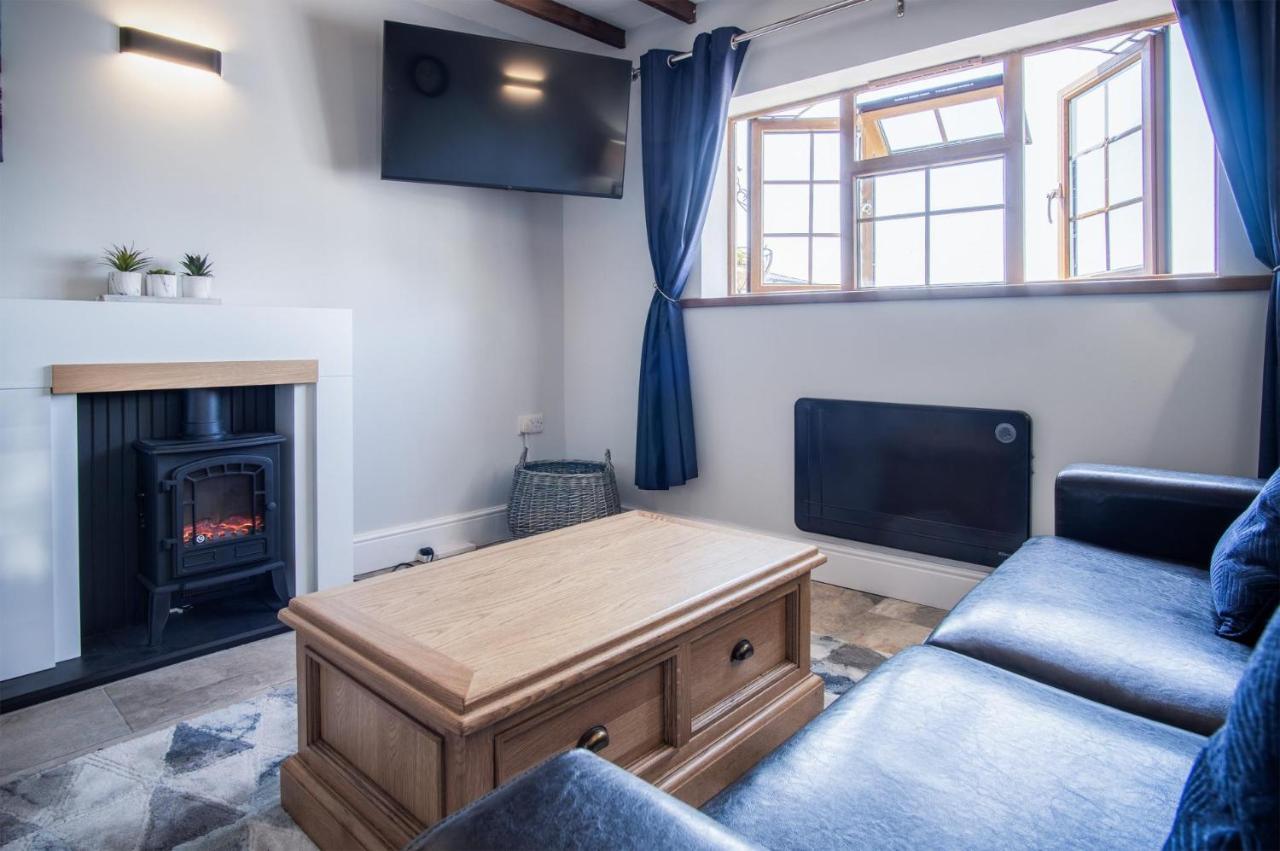 Honeysuckle Cottage - 1 Bedroom Cottage - Amroth Εξωτερικό φωτογραφία